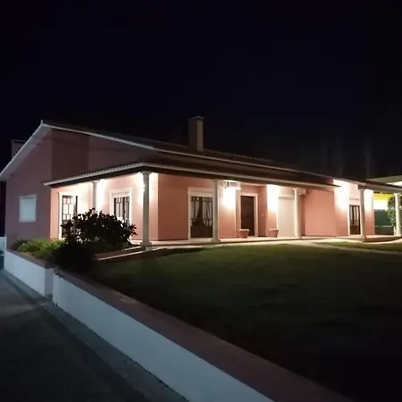 Holiday home Vivenda Santiago Maiorga